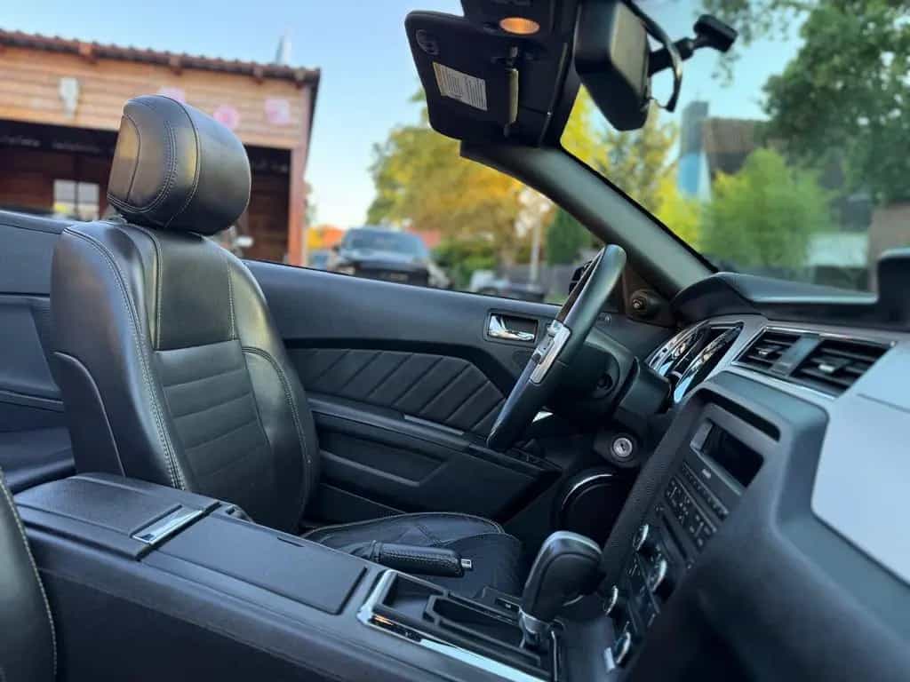 Ford Mustang V6 3,7"CABRIO"LEDER"PREMIUM"XENON"GARANTIE 12/2014-photo-42