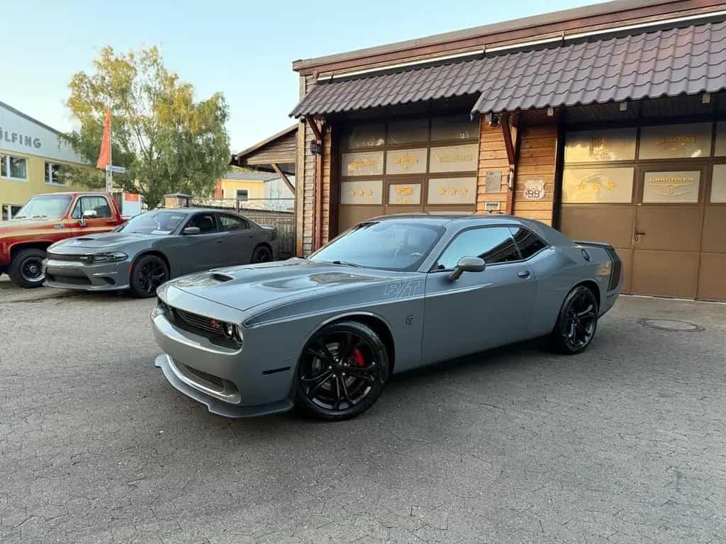 Dodge Challenger 5,7 V8*R/T*AUTO.-*LEDER*NAVI*ALCANTARA*GARNTIE 08/2021-photo-1