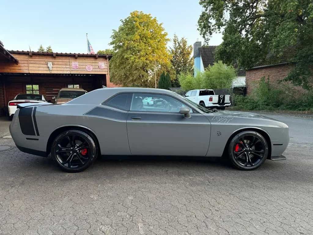 Dodge Challenger 5,7 V8*R/T*AUTO.-*LEDER*NAVI*ALCANTARA*GARNTIE 08/2021-photo-17