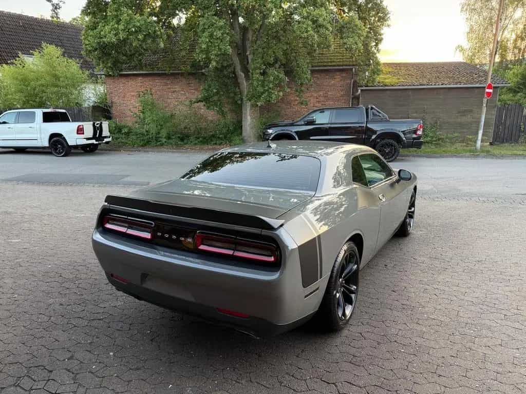 Dodge Challenger 5,7 V8*R/T*AUTO.-*LEDER*NAVI*ALCANTARA*GARNTIE 08/2021-photo-20