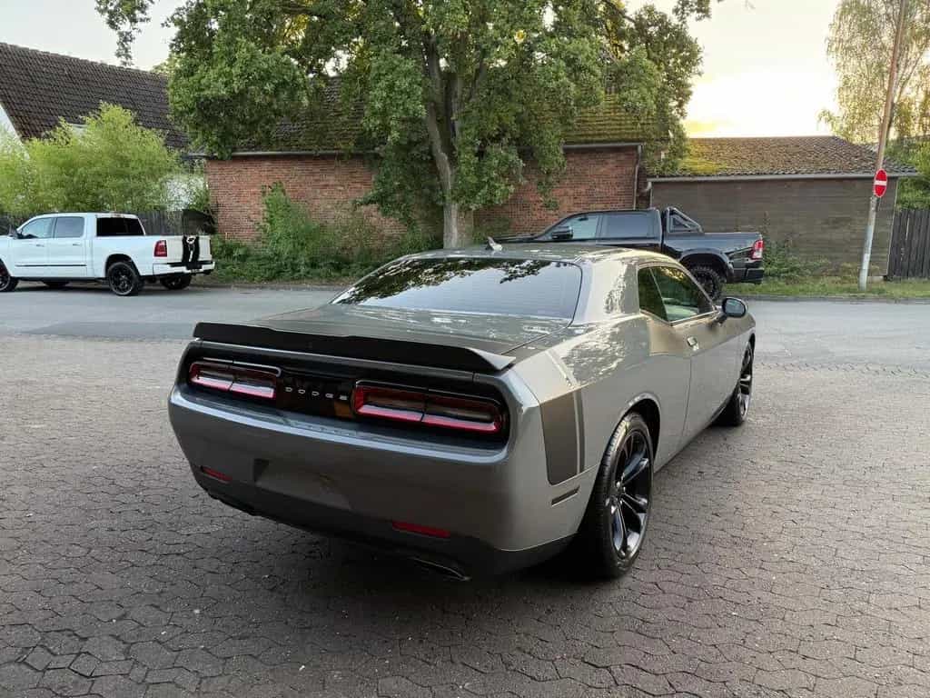 Dodge Challenger 5,7 V8*R/T*AUTO.-*LEDER*NAVI*ALCANTARA*GARNTIE 08/2021-photo-21