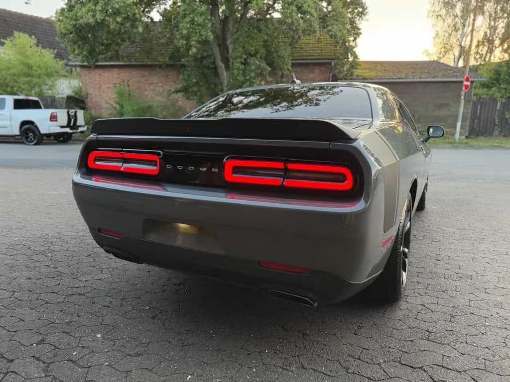 Dodge Challenger 5,7 V8*R/T*AUTO.-*LEDER*NAVI*ALCANTARA*GARNTIE 08/2021-photo-23