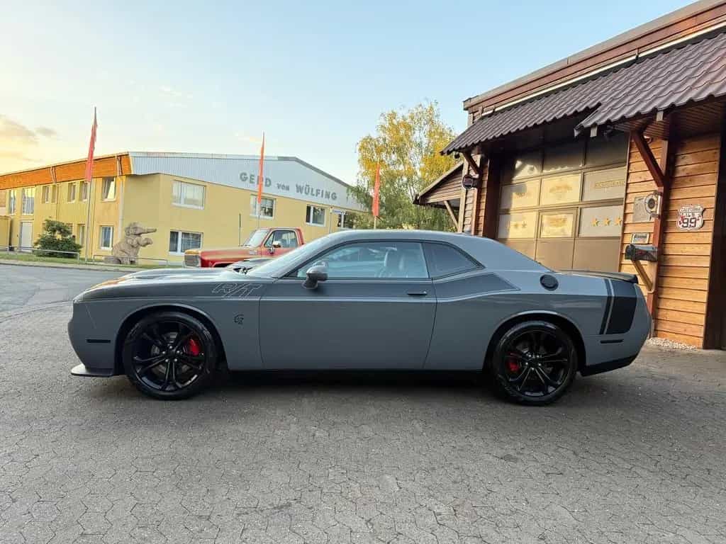Dodge Challenger 5,7 V8*R/T*AUTO.-*LEDER*NAVI*ALCANTARA*GARNTIE 08/2021-photo-30
