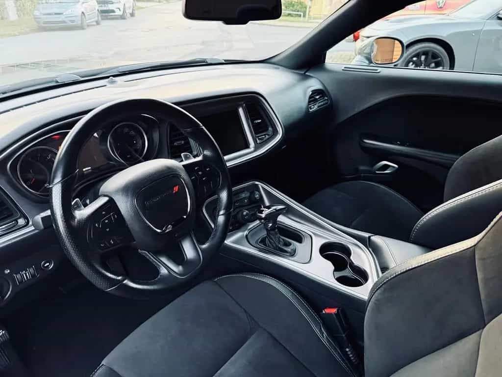 Dodge Challenger 5,7 V8*R/T*AUTO.-*LEDER*NAVI*ALCANTARA*GARNTIE 08/2021-photo-32