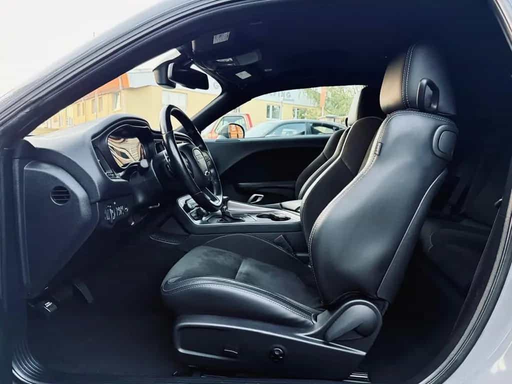 Dodge Challenger 5,7 V8*R/T*AUTO.-*LEDER*NAVI*ALCANTARA*GARNTIE 08/2021-photo-33