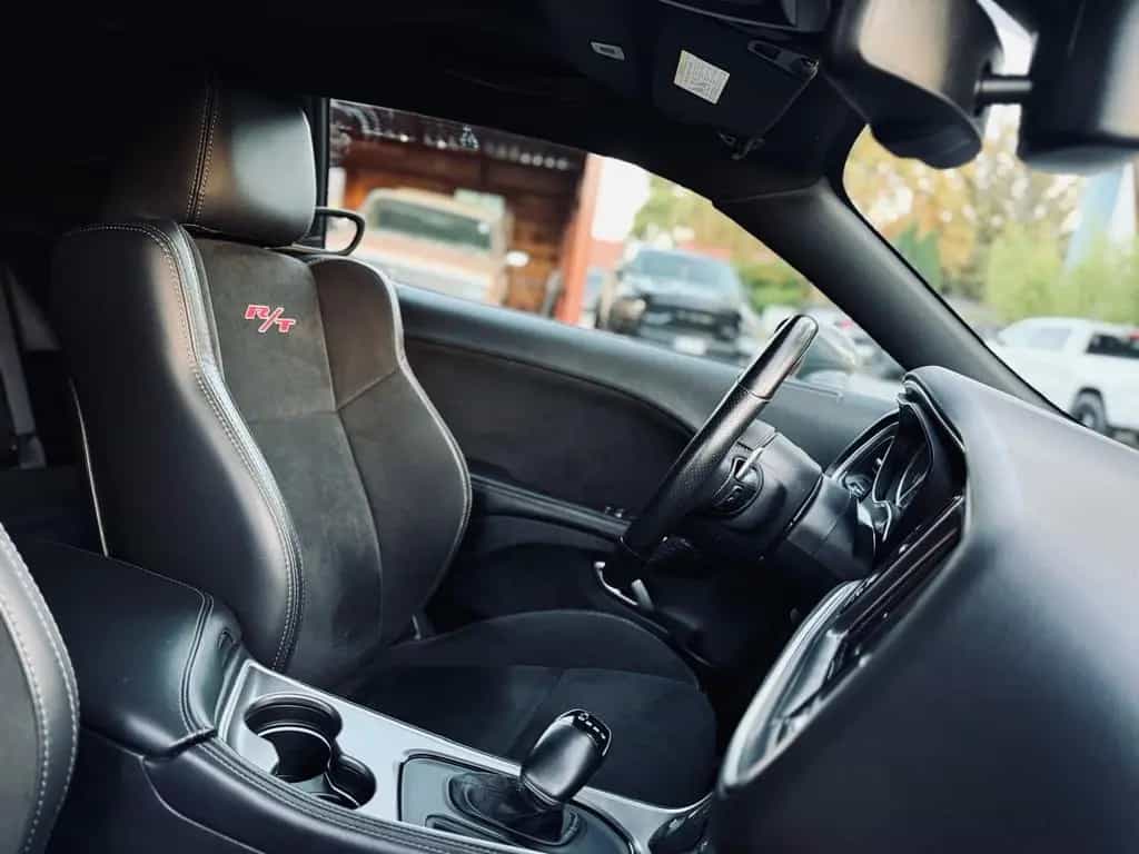 Dodge Challenger 5,7 V8*R/T*AUTO.-*LEDER*NAVI*ALCANTARA*GARNTIE 08/2021-photo-40