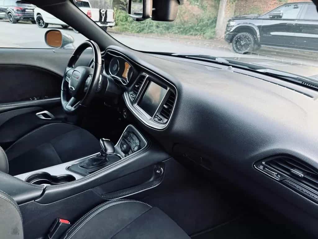 Dodge Challenger 5,7 V8*R/T*AUTO.-*LEDER*NAVI*ALCANTARA*GARNTIE 08/2021-photo-43