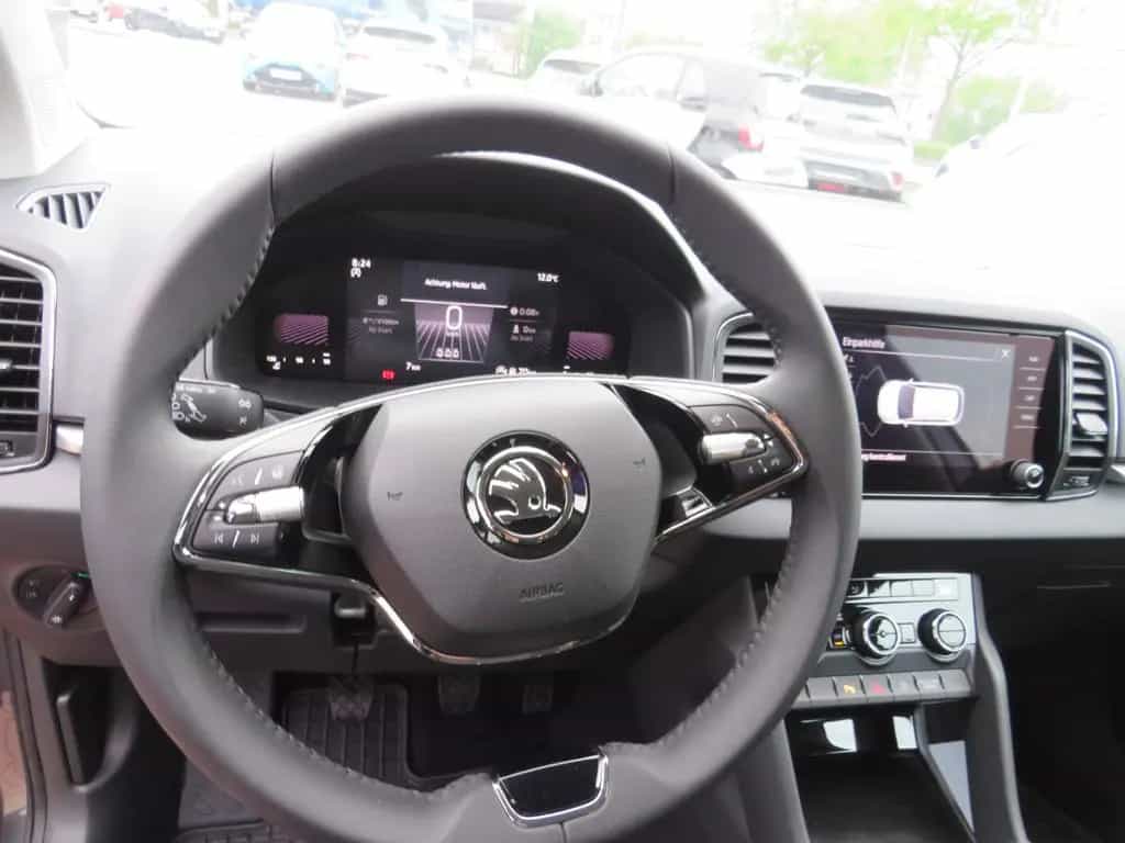 Skoda Karoq 1,5 TSI SELECT +LED+CAM+TEMP+AHK 01/2024-photo-13