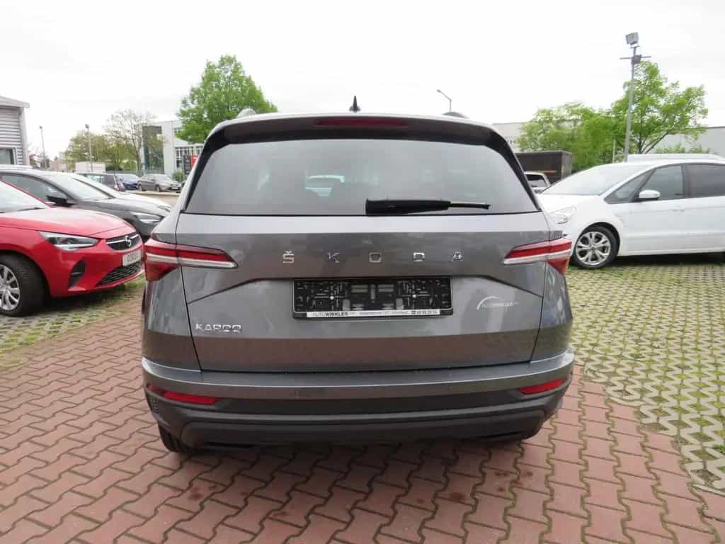 Skoda Karoq 1,5 TSI SELECT +LED+CAM+TEMP+AHK 01/2024-photo-4