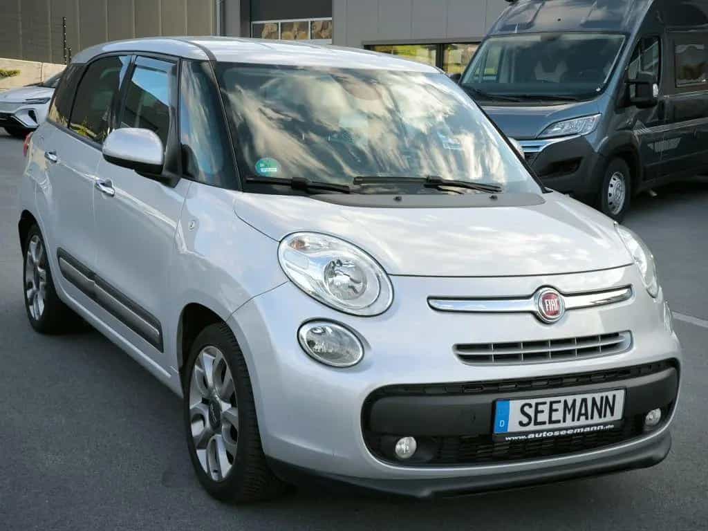 Fiat 500L Living 0.9 TwinAir Lounge*Navi*SH*Leder*Kam 02/2015-photo-1