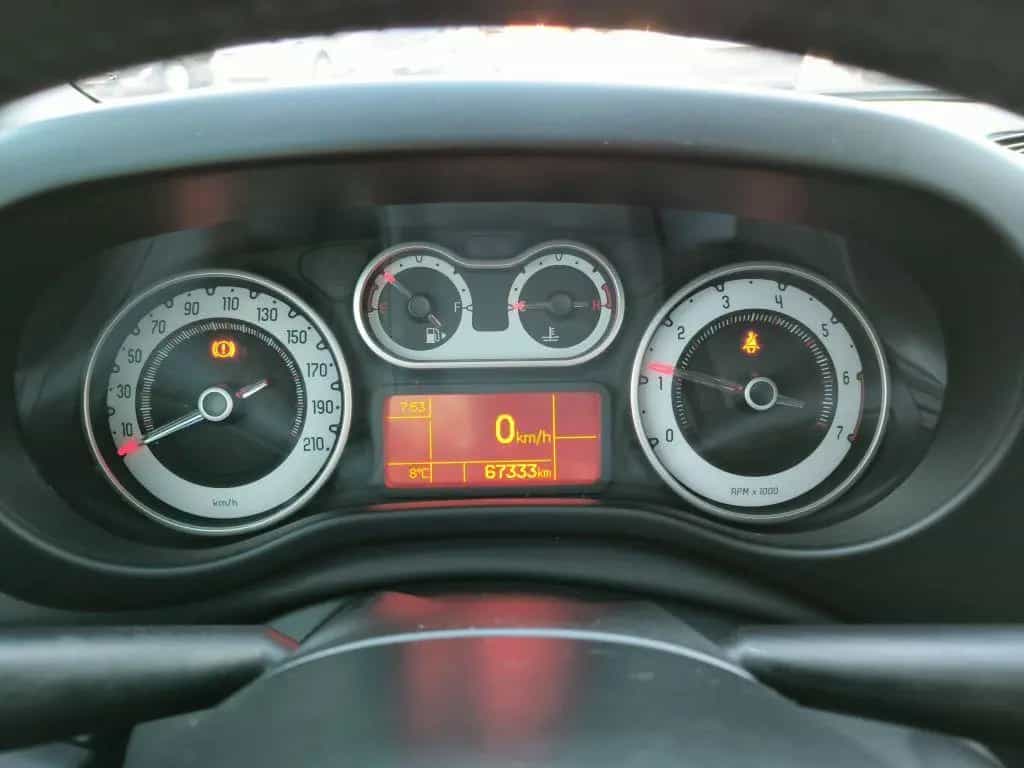 Fiat 500L Living 0.9 TwinAir Lounge*Navi*SH*Leder*Kam 02/2015-photo-10