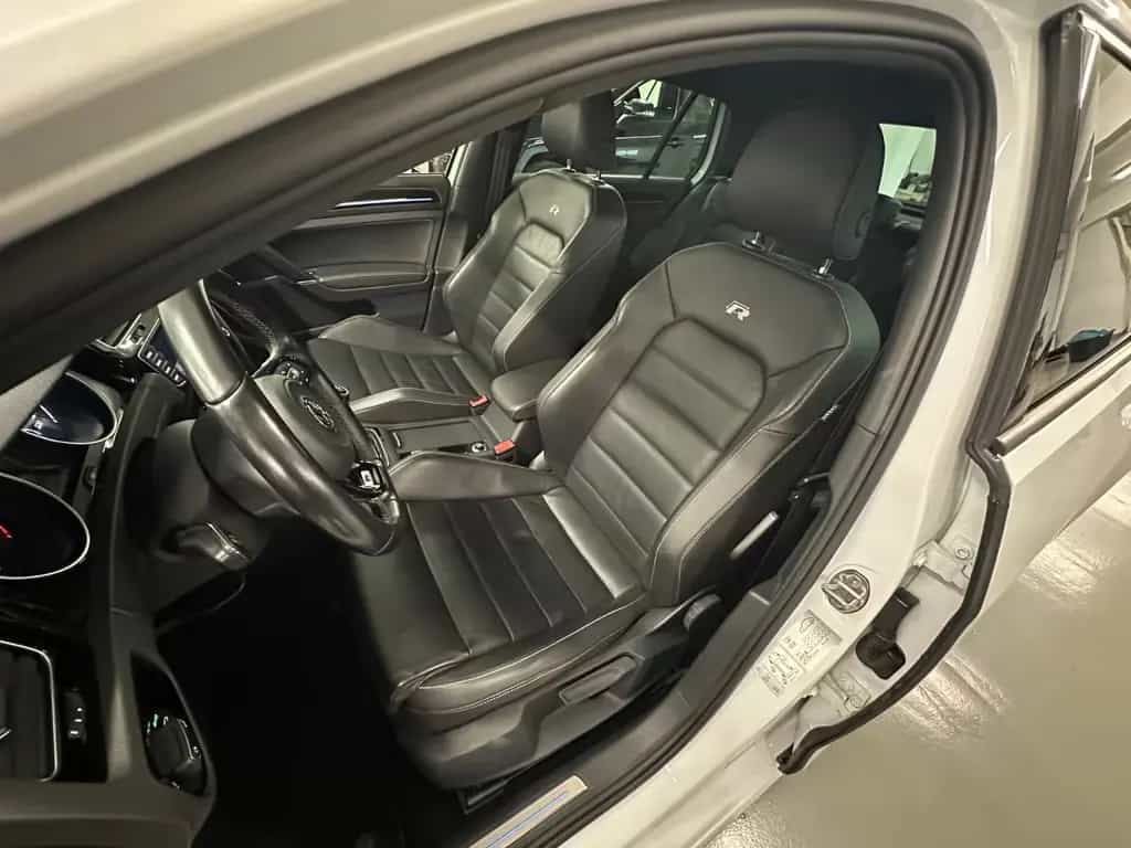 Volkswagen Golf VII Lim. R 4M Leder/Carplay/Temp/K&W/ 08/2015-photo-16