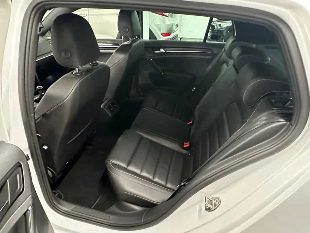 Volkswagen Golf VII Lim. R 4M Leder/Carplay/Temp/K&W/ 08/2015-photo-21