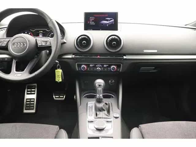 Audi A3 Sportback 35 TFSI Sport S-Line 08/2019-photo-21