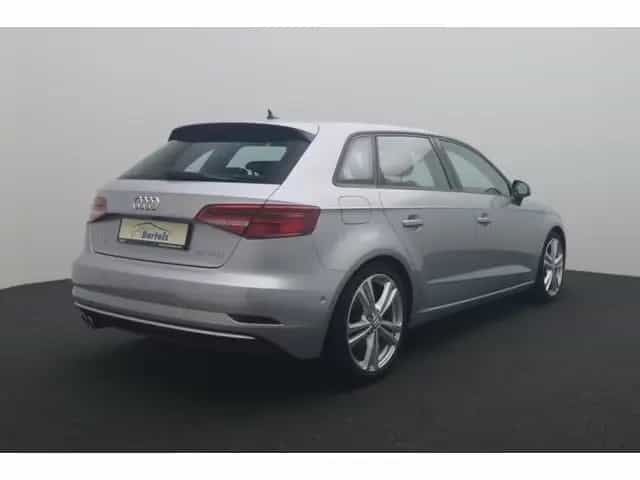 Audi A3 Sportback 35 TFSI Sport S-Line 08/2019-photo-4