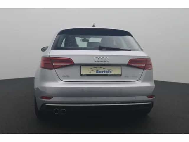 Audi A3 Sportback 35 TFSI Sport S-Line 08/2019-photo-5