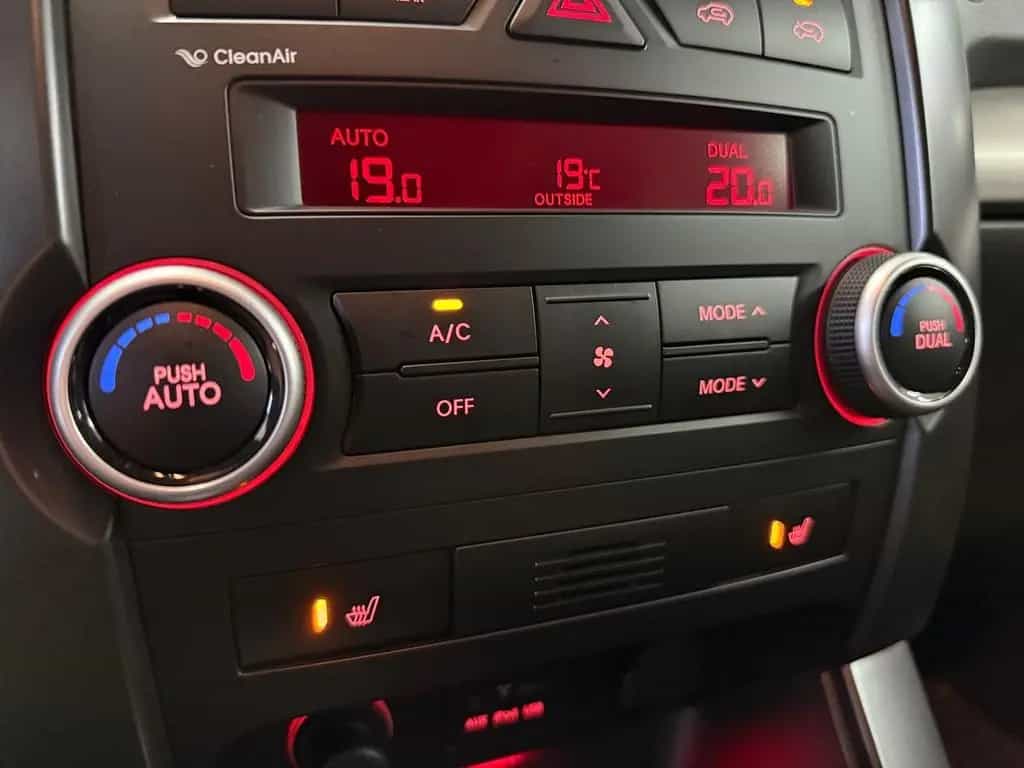 Kia Sorento 2,4 Spirit 4WD*1.Hand*Autom*Leder*Xenon 05/2010-photo-28