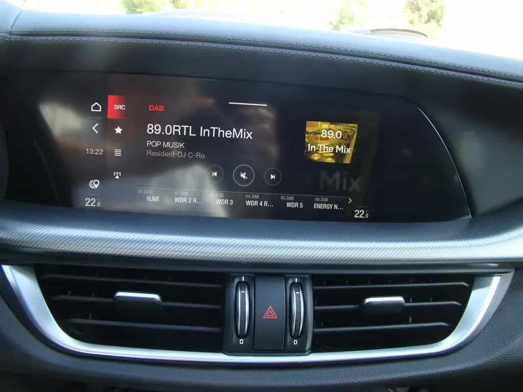 Alfa Romeo Stelvio Veloce Q4 2.0 Turbo AT/LED/Navi/Shz/Klim 12/2024-photo-10