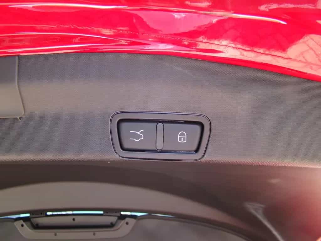 Alfa Romeo Stelvio Veloce Q4 2.0 Turbo AT/LED/Navi/Shz/Klim 12/2024-photo-19