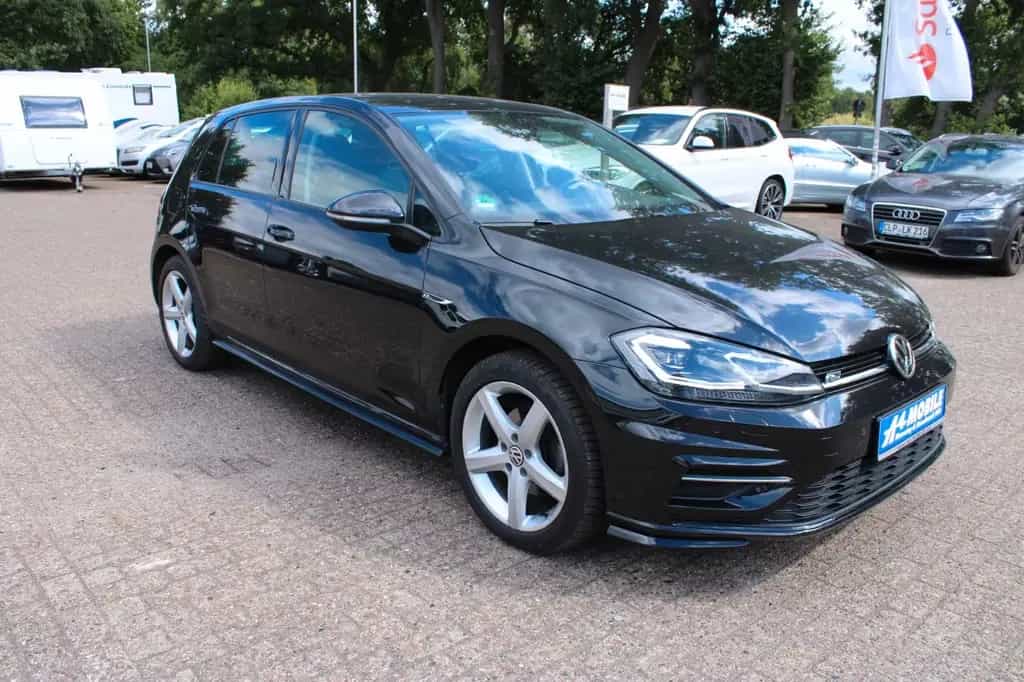 Volkswagen Golf VII Lim. Highline R Line 1.5TSI Navi LED 06/2019-photo-6