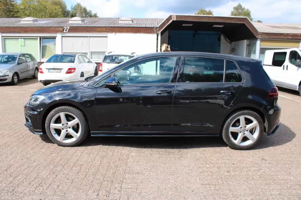 Volkswagen Golf VII Lim. Highline R Line 1.5TSI Navi LED 06/2019-photo-8