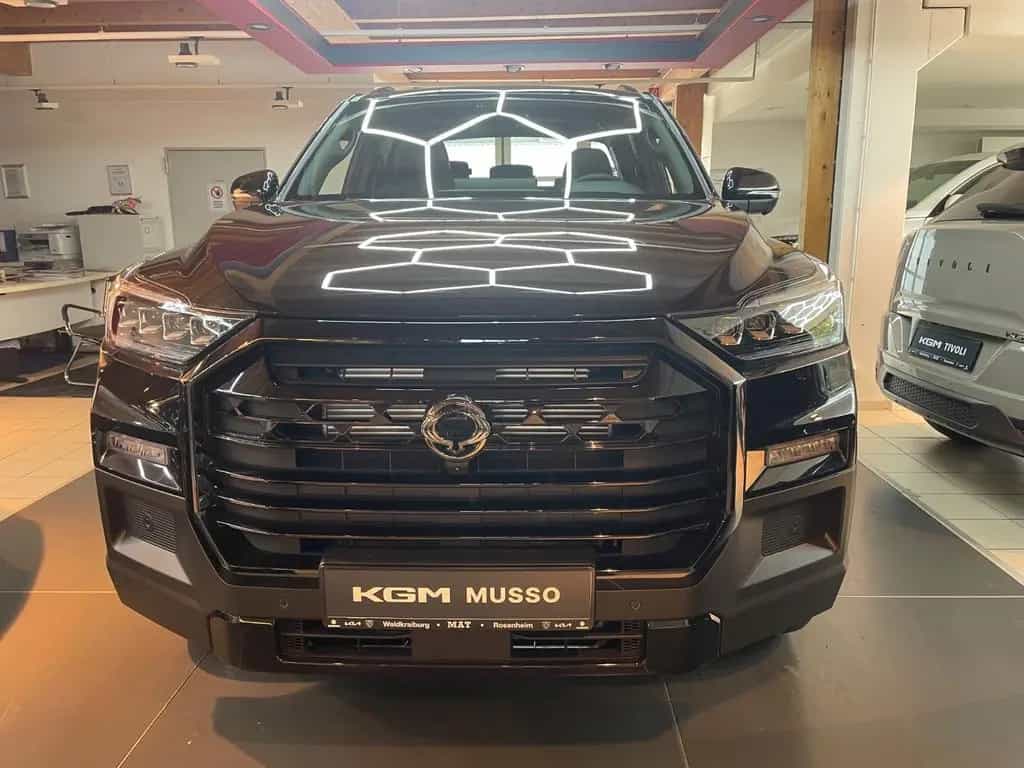 KGM Musso Black 2.2 TESSERA/LED/360°/LEDER null-photo-2