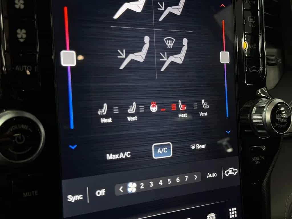 Dodge RAM 5,7l V8 *LIMITED / AHK / VOLL* 11/2022-photo-20