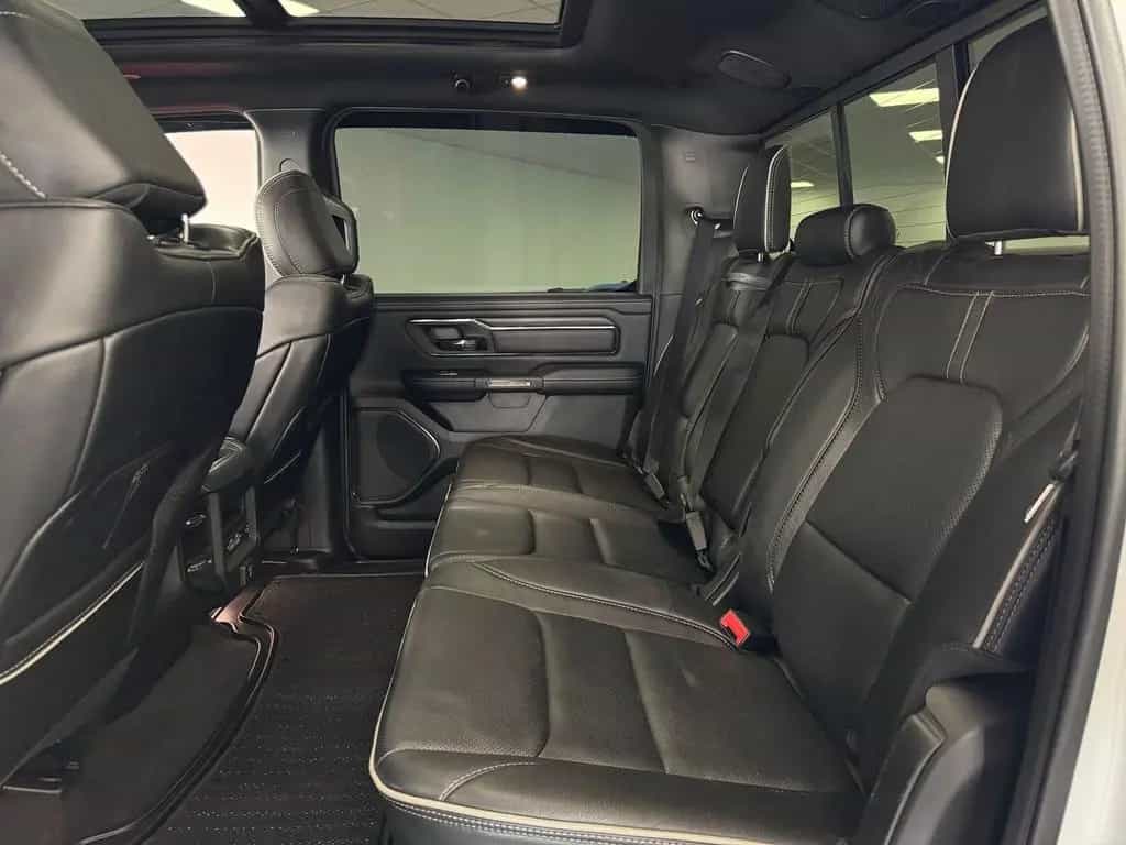 Dodge RAM 5,7l V8 *LIMITED / AHK / VOLL* 11/2022-photo-23