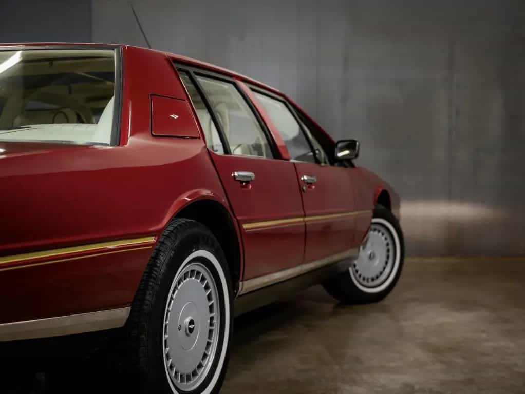 Aston Martin Lagonda Series 3 02/1987-photo-6