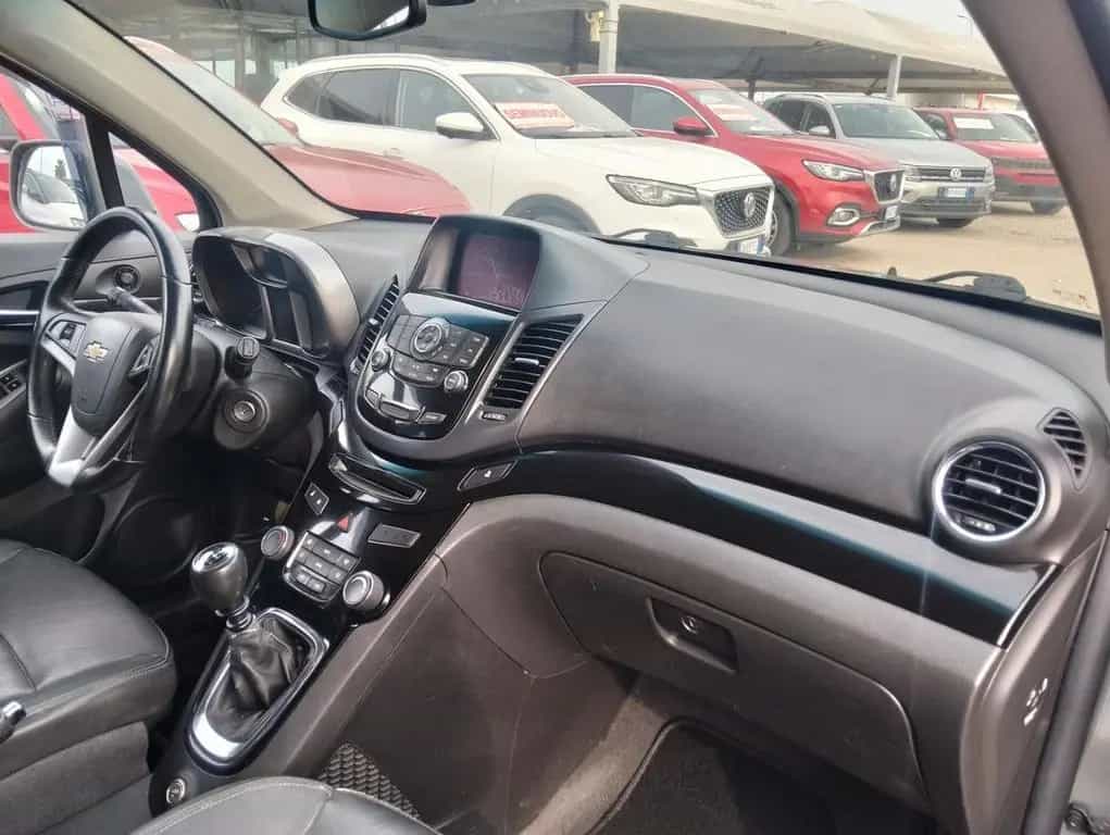 Chevrolet Orlando 2.0 Diesel 163CV - POSTI 5 2 - 02/2011-photo-12