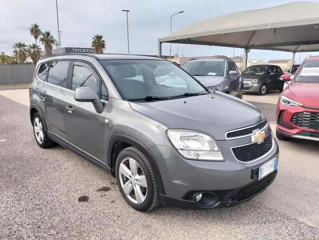 Chevrolet Orlando 2.0 Diesel 163CV - POSTI 5 2 - 02/2011-photo-2