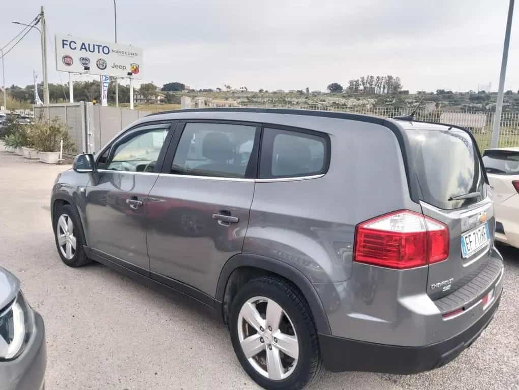 Chevrolet Orlando 2.0 Diesel 163CV - POSTI 5 2 - 02/2011-photo-4