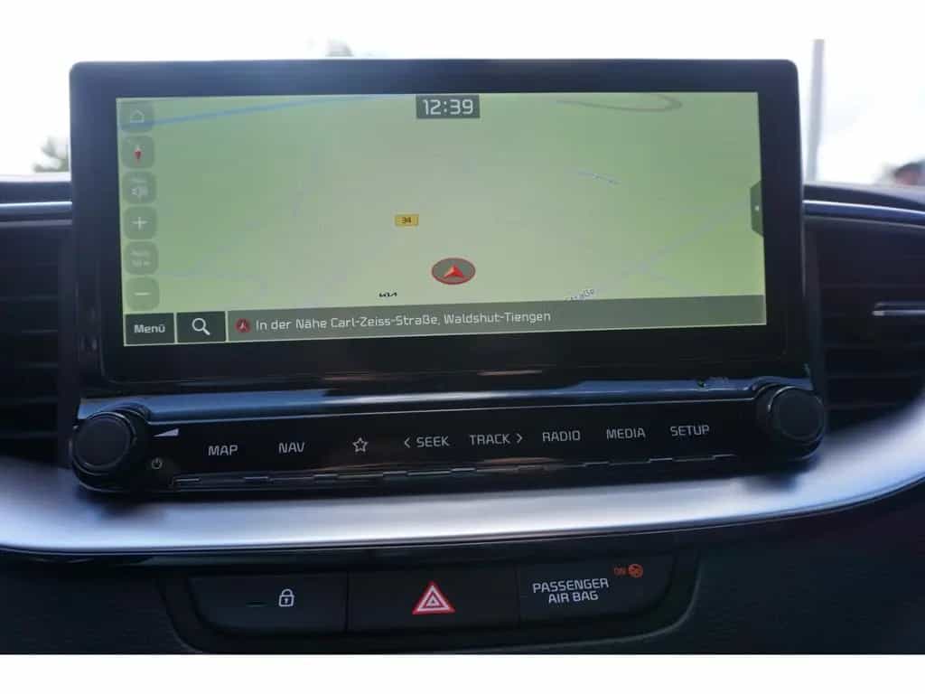 Kia Ceed_sw 1.5T 140 GT Line DCT7 Pano AHK Navi LED 04/2026-photo-16