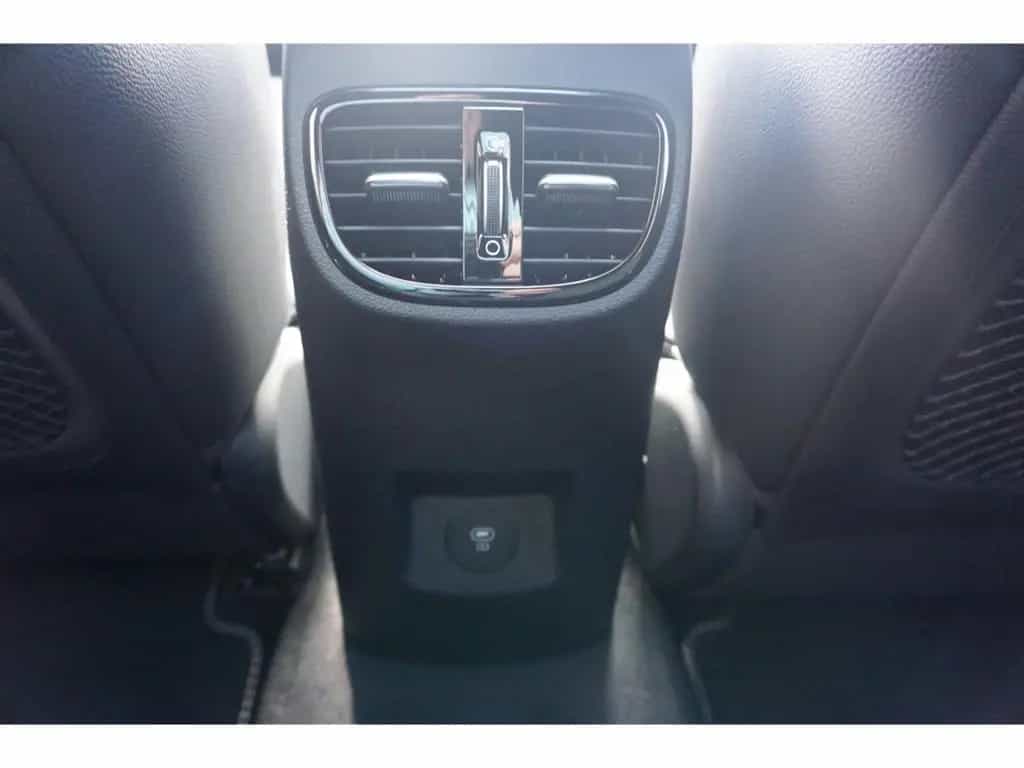 Kia Ceed_sw 1.5T 140 GT Line DCT7 Pano AHK Navi LED 04/2026-photo-24