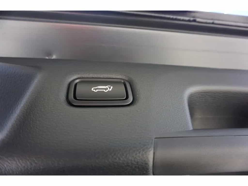 Kia Ceed_sw 1.5T 140 GT Line DCT7 Pano AHK Navi LED 04/2026-photo-26