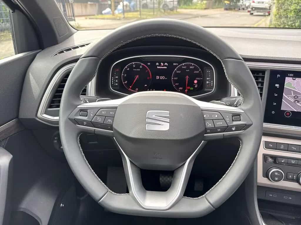 Seat Ateca 1.5 TSI Xperience NAVI, STANDHEIZUNG, RFK 12/2025-photo-8