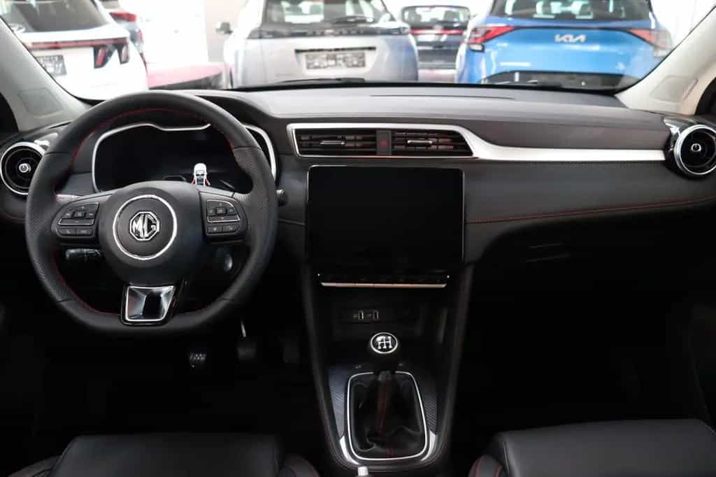 MG ZS 1.5 Luxury Leder SHZ Navi 360° SOFORT 11/2024-photo-6