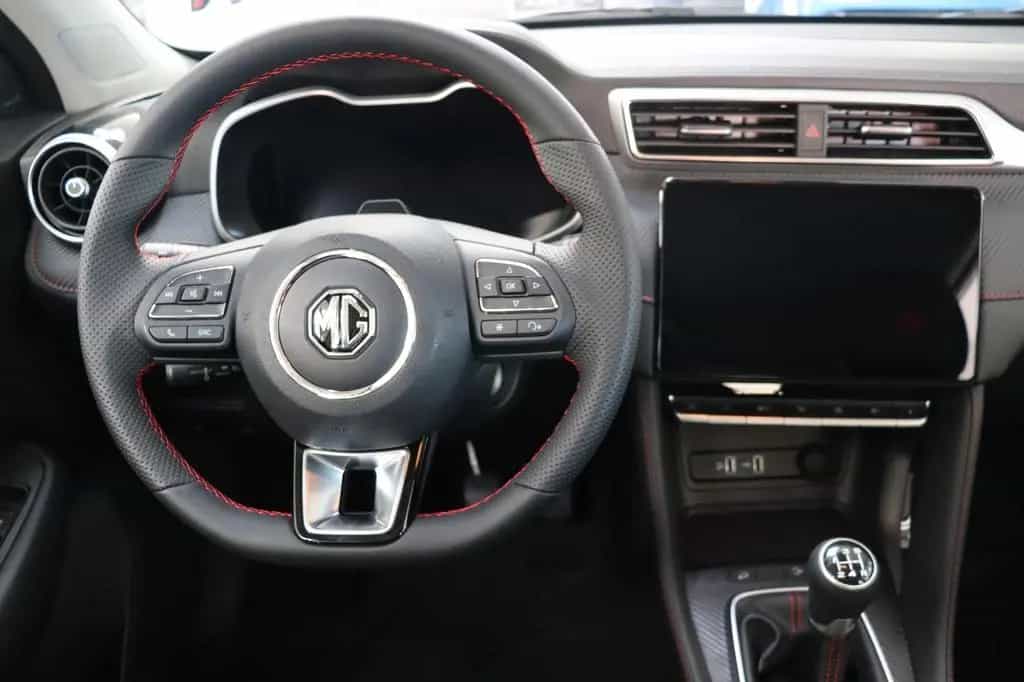 MG ZS 1.5 Luxury Leder SHZ Navi 360° SOFORT 11/2024-photo-7