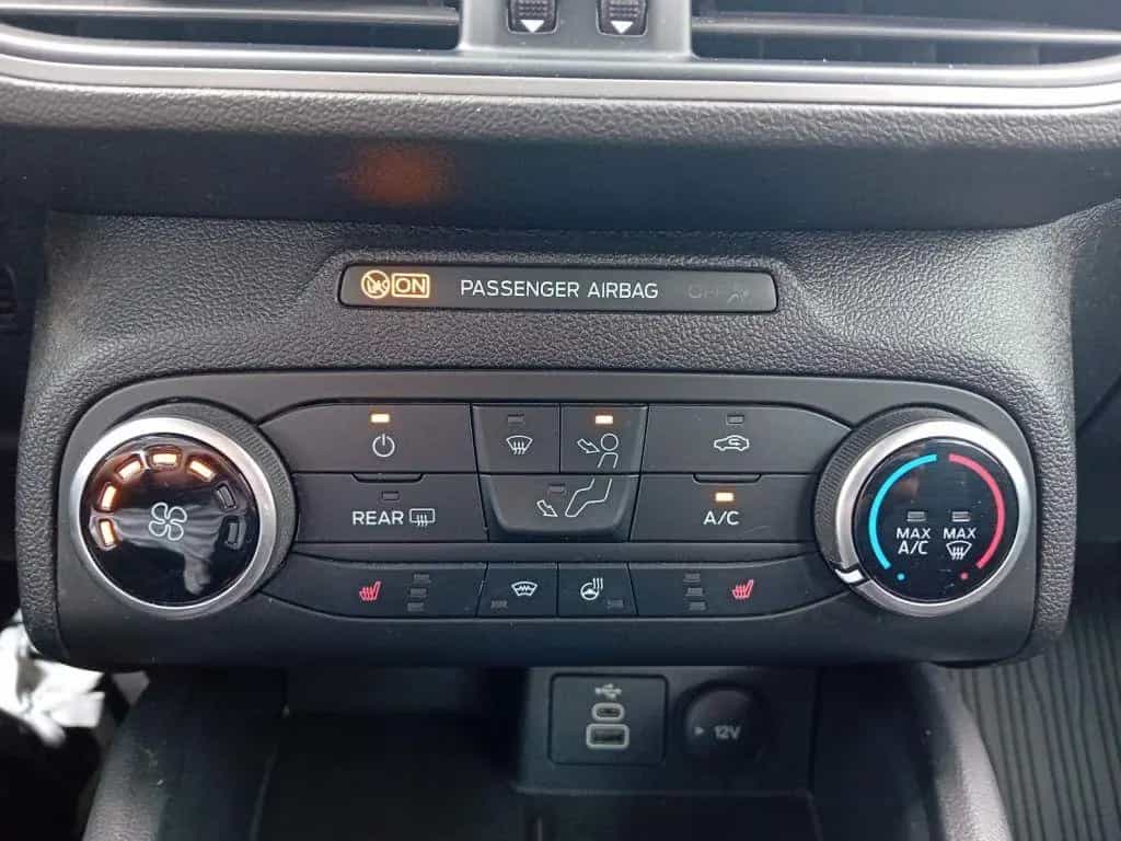Ford Focus Turnier 1.0 MHEV Aut. COOL&CONNECT *Winter 03/2022-photo-12