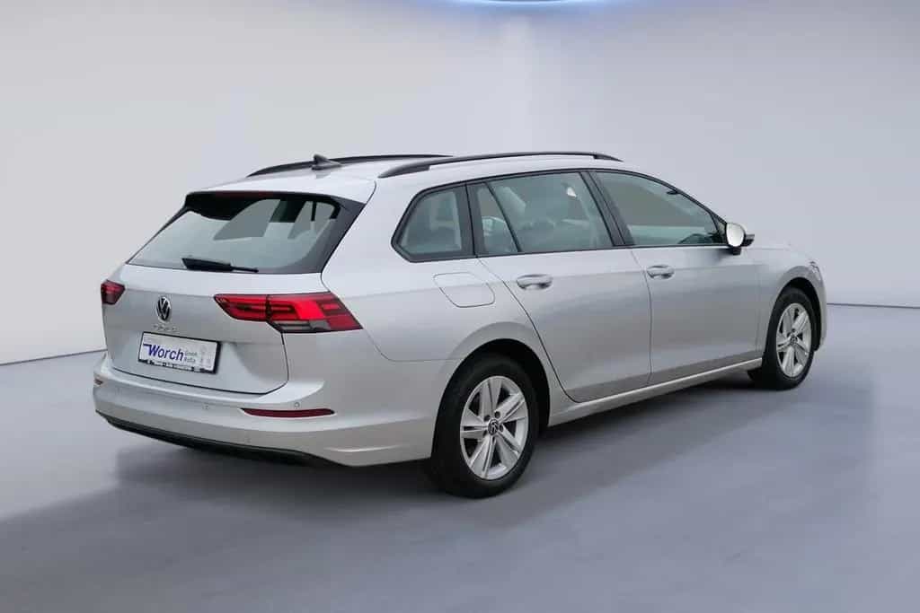 Volkswagen Golf VIII Variant 2.0 TDI Life NAVI+LED+SHZ+PDC+ 07/2022-photo-4