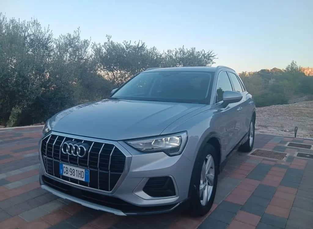 Audi Q3 35 TDI S tronic Business Advanced 05/2020-photo-1