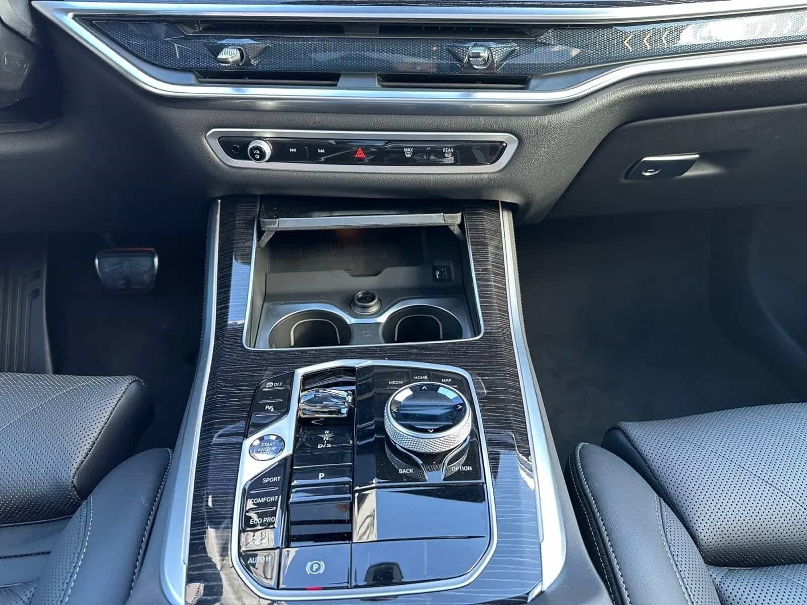 BMW X5 null-photo-10