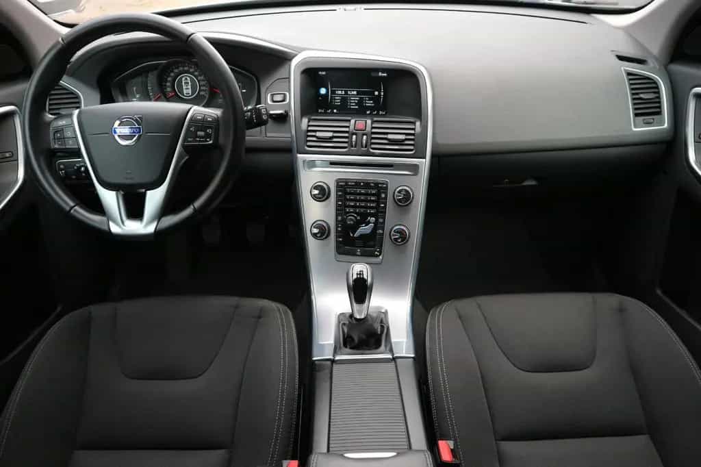 Volvo XC 60 Kinetic 2WD *2.HD/RFK/NAV/TEMPO/PDC* 11/2016-photo-10