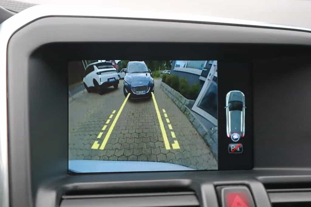 Volvo XC 60 Kinetic 2WD *2.HD/RFK/NAV/TEMPO/PDC* 11/2016-photo-15