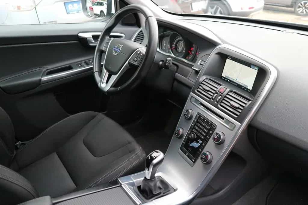 Volvo XC 60 Kinetic 2WD *2.HD/RFK/NAV/TEMPO/PDC* 11/2016-photo-20