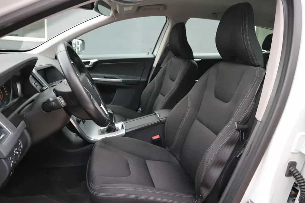 Volvo XC 60 Kinetic 2WD *2.HD/RFK/NAV/TEMPO/PDC* 11/2016-photo-6
