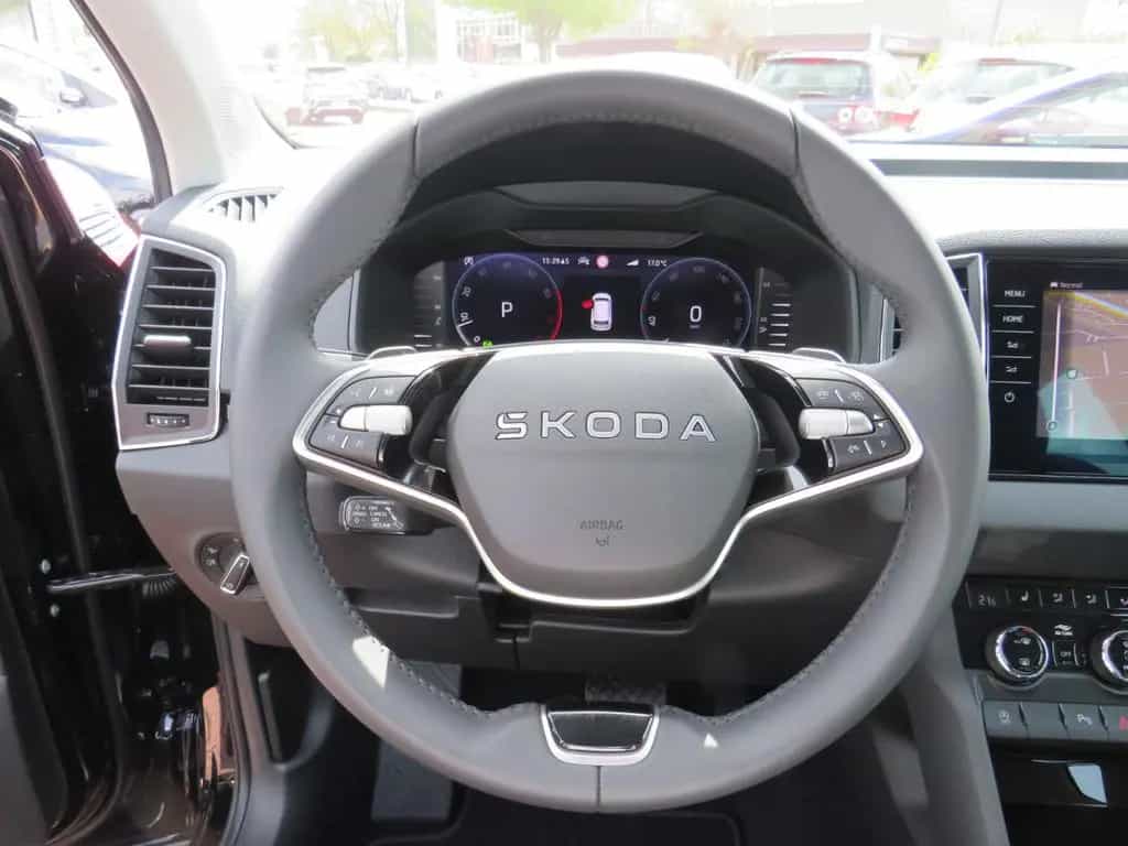 Skoda Karoq 1,5 TSI SELECT +LED+CAM+TEMP 02/2024-photo-24