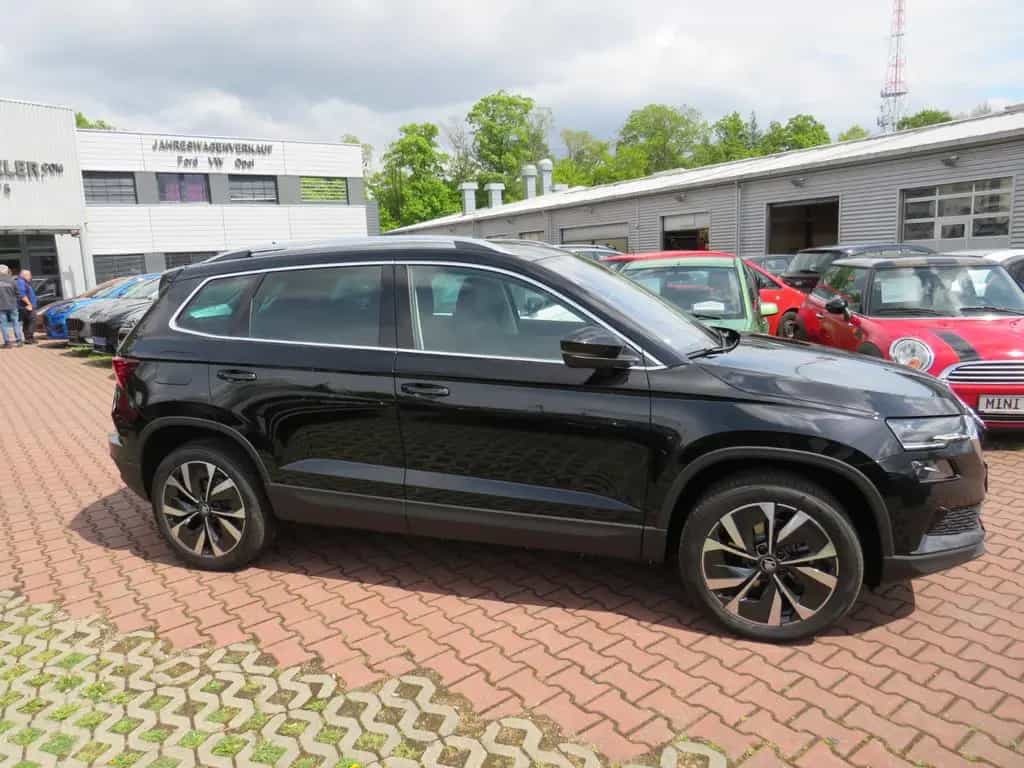 Skoda Karoq 1,5 TSI SELECT +LED+CAM+TEMP 02/2024-photo-6