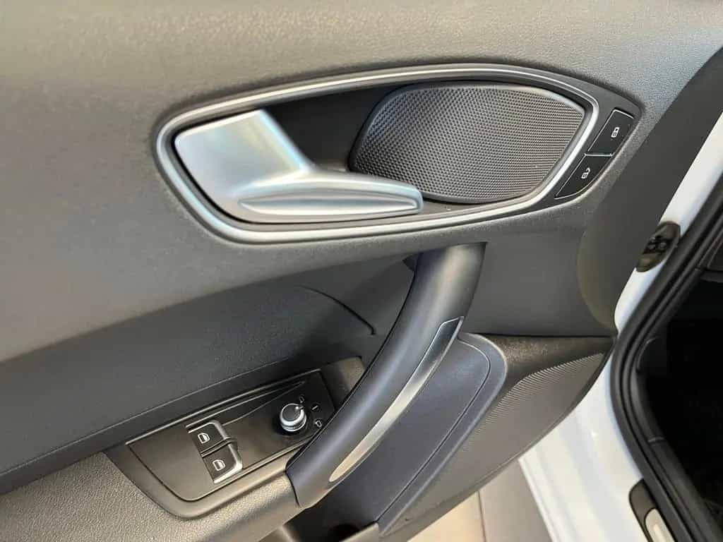Audi A1 S-line 1.4 TFSI Parksensor Bluetooth Tempomat 05/2018-photo-14