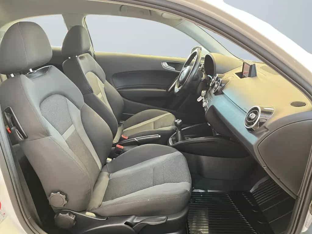 Audi A1 S-line 1.4 TFSI Parksensor Bluetooth Tempomat 05/2018-photo-8
